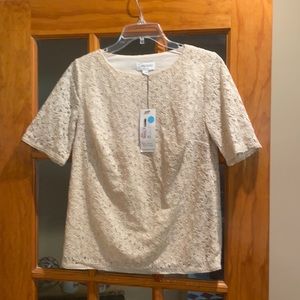 NWT Amy Motto Cream Lace Blouse size extra small.